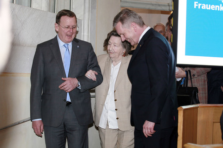 Festveranstaltung '30 Jahre Friedliche Revolution und Neugründung des Freistaates Sachsen - 90 Jahre Kurt Biedenkopf' in Dresden