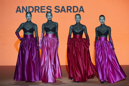 Andres Sarda Fashion Show auf der Mercedes-Benz Fashion Week Madrid Autumn/Winter 2020