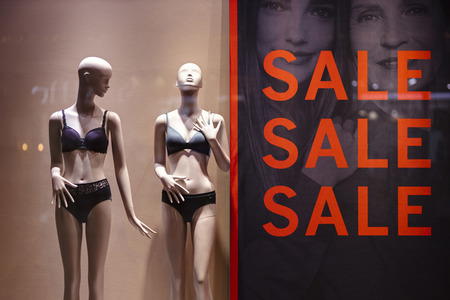 Symbolfoto Schaufensterpuppen