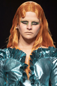 Ana Locking Fashion Show auf der Mercedes-Benz Fashion Week Madrid Autumn/Winter 2020