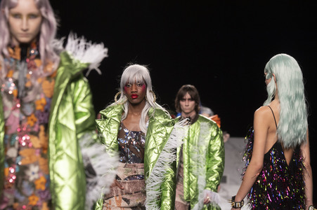 Ana Locking Fashion Show auf der Mercedes-Benz Fashion Week Madrid Autumn/Winter 2020