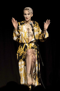 Auftritt von Lisa Eckhart in Osnabrück