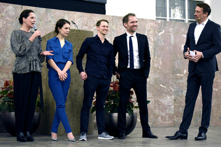 Staffel 2 Premiere 'Bad Banks' in Frankfurt