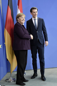 Pressekonferenz mit Angela Merkel und Sebastian Kurz in Berlin