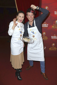 Dinner-Show 'Cornelia Polettos Palazzo' in Hamburg