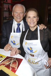 Dinner-Show 'Cornelia Polettos Palazzo' in Hamburg