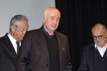 Vernissage zur Ausstellung 'Vom Flug der Freiheit' von Armin Mueller-Stahl in Kamenz