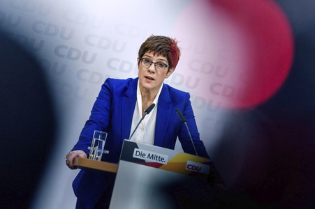 Pressekonferenz mit Annegret Kramp-Karrenbauer in Berlin