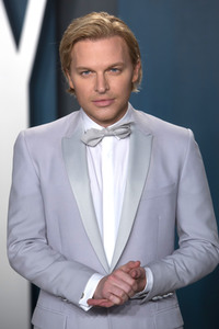 Vanity Fair Oscar Party 2020 in Beverly Hills