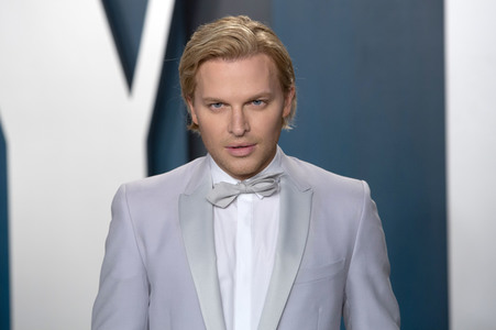 Vanity Fair Oscar Party 2020 in Beverly Hills