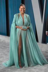 Vanity Fair Oscar Party 2020 in Beverly Hills