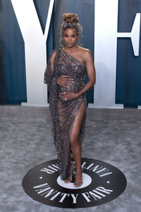 Vanity Fair Oscar Party 2020 in Beverly Hills