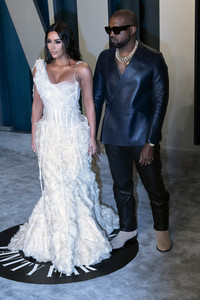 Vanity Fair Oscar Party 2020 in Beverly Hills