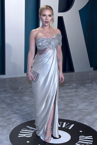 Vanity Fair Oscar Party 2020 in Beverly Hills