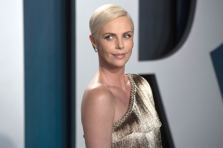 Vanity Fair Oscar Party 2020 in Beverly Hills