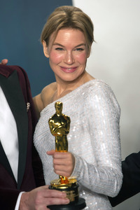 Vanity Fair Oscar Party 2020 in Beverly Hills