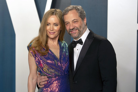 Vanity Fair Oscar Party 2020 in Beverly Hills