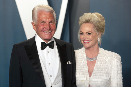 Vanity Fair Oscar Party 2020 in Beverly Hills