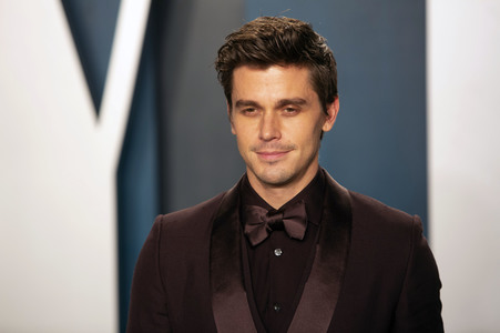 Vanity Fair Oscar Party 2020 in Beverly Hills