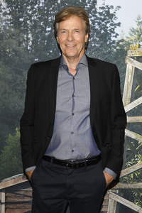 Season 7 Celebration Dinner 'Janette Oke: Die Coal Valley Saga' in Beverly Hills