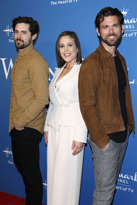 Season 7 Celebration Dinner 'Janette Oke: Die Coal Valley Saga' in Beverly Hills