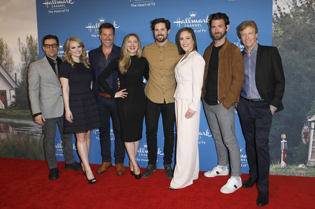 Season 7 Celebration Dinner 'Janette Oke: Die Coal Valley Saga' in Beverly Hills