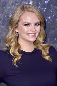 Season 7 Celebration Dinner 'Janette Oke: Die Coal Valley Saga' in Beverly Hills