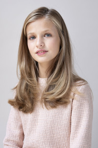 Offizielle Porträts der spanischen Königsfamilie