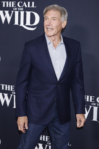 Filmpremiere 'Ruf der Wildnis' in Los Angeles