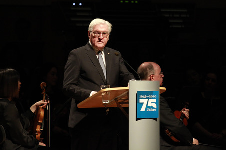 Gedenkveranstaltung zum 75. Jahrestag der Zerstörung Dresdens in Dresden