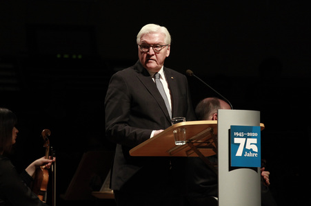 Gedenkveranstaltung zum 75. Jahrestag der Zerstörung Dresdens in Dresden