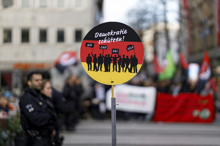 Gegendemo der Antifa in Köln