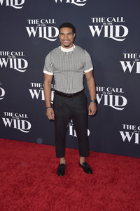 Filmpremiere 'Ruf der Wildnis' in Los Angeles