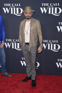 Filmpremiere 'Ruf der Wildnis' in Los Angeles