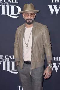 Filmpremiere 'Ruf der Wildnis' in Los Angeles