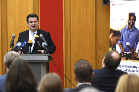 Eröffnung der Zentralen Servicestelle Berufsanerkennung in Bonn