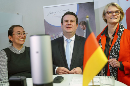 Eröffnung der Zentralen Servicestelle Berufsanerkennung in Bonn