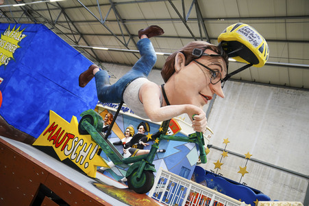 Richtfest für den Rosenmontagszug 2020 in Köln