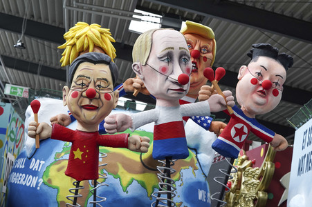 Richtfest für den Rosenmontagszug 2020 in Köln