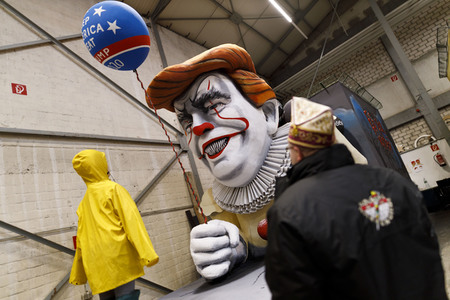 Richtfest für den Rosenmontagszug 2020 in Köln