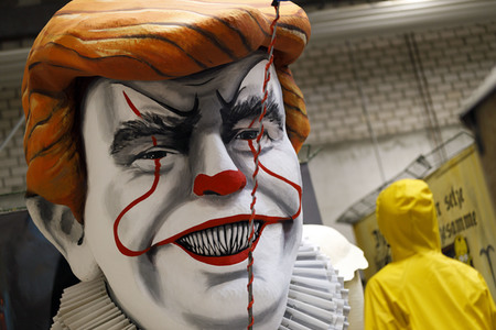 Richtfest für den Rosenmontagszug 2020 in Köln