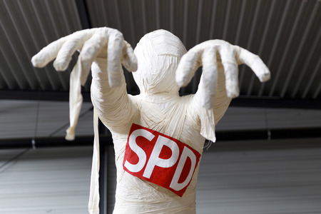 Richtfest für den Rosenmontagszug 2020 in Köln