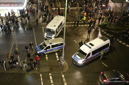 Demonstration in Gedenken an die Opfer vom rechtsextremen Anschlag von Hanau in Berlin