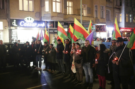 Demonstration in Gedenken an die Opfer vom rechtsextremen Anschlag von Hanau in Berlin