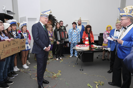 Lindener Narren stürmen die Niedersächsische Staatskanzlei in Hannover