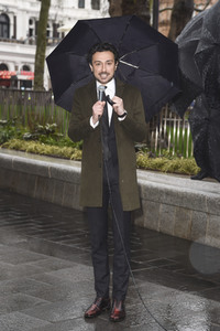 Launch des 'Scenes in the Square' Statuen-Weg in London