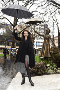 Launch des 'Scenes in the Square' Statuen-Weg in London