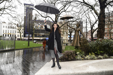 Launch des 'Scenes in the Square' Statuen-Weg in London