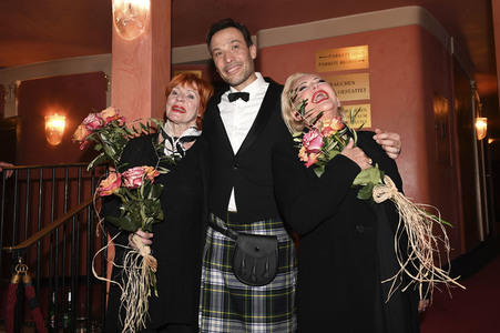 Theaterpremiere 'Wechselspiel der Liebe' in München