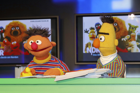 Präsentation der Sonderbriefmarke 'Sesamstrasse' in Hamburg